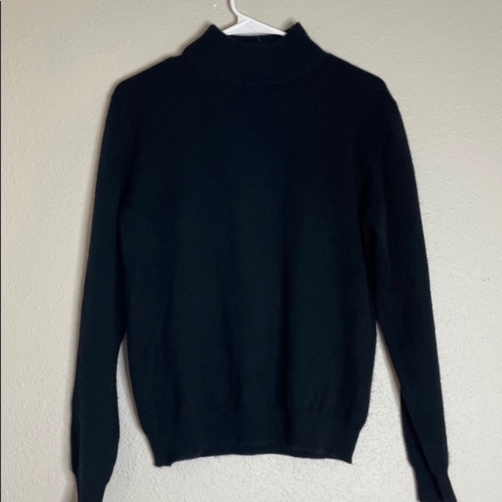100% Cashmere Black Mock Neck Sweater